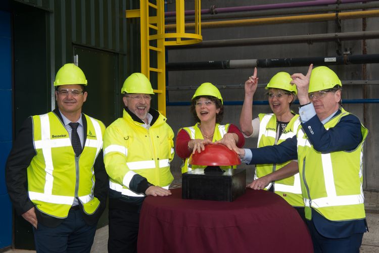 Opening van de installatie in Amsterdam.