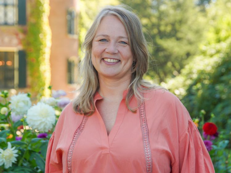  Sandra Bechtholt 