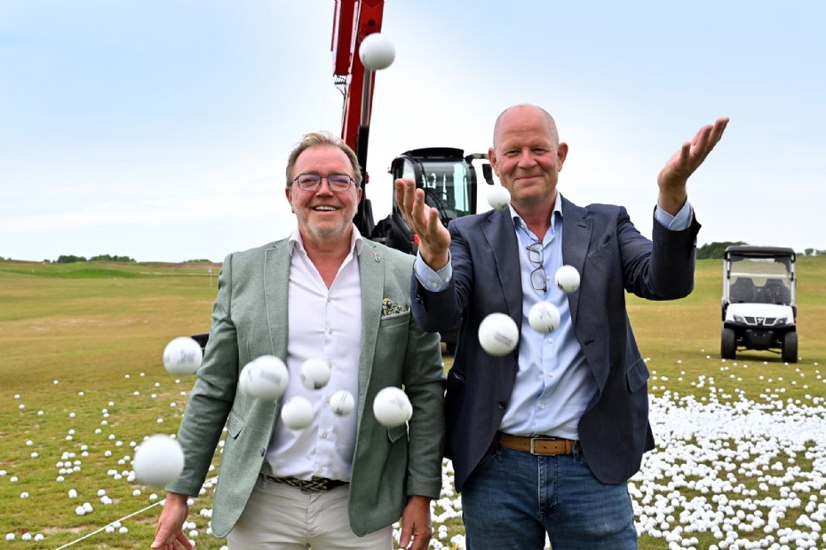 Hans Schaap (l) en Joris Slooten tijdens de feestelijke opening